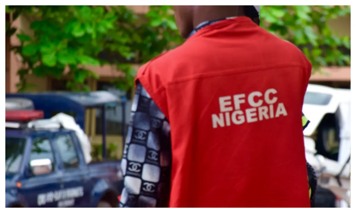 feature image for: EFCC Alerts Court of Alleged Plot to Sell Assets in N75bn Arik Air Fraud