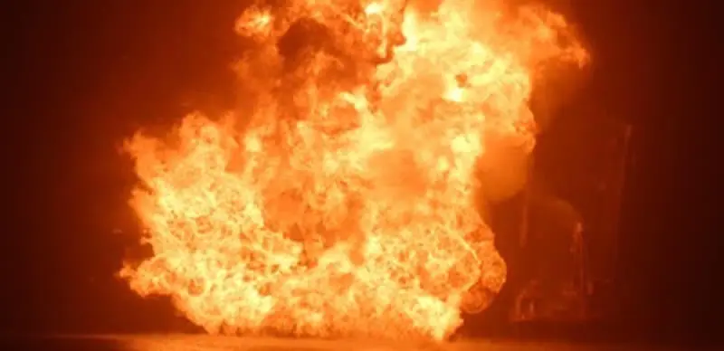 feature image for: Fire Destroys Client's Mazda Bus at Ibadan Mechanic Workshop