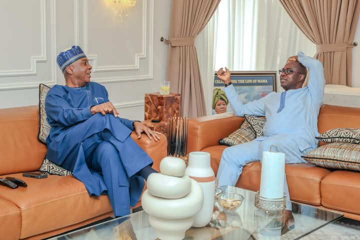 feature image for: PDP Crisis: Saraki Meets Gov Makinde, Expresses Hope for Common Position