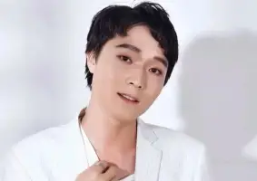 image for Chinese Singer Zhang Yiyang Executed for Murdering Teenage Girlfriend