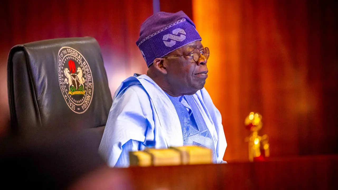 feature image for: Tinubu Watches Gov Eno's APC Defection Live from Lagos Home